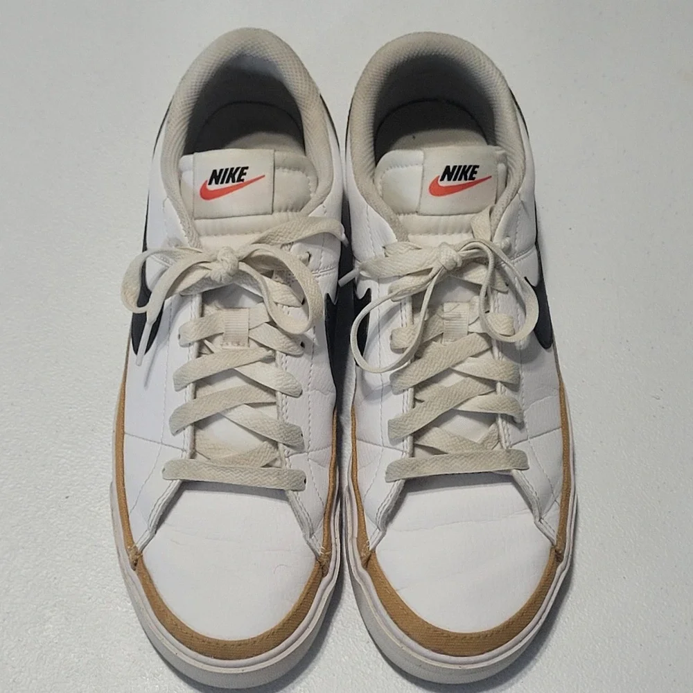 Nike Court Legacy Shoes Womens Size 9 White Black Tan DH3162-100